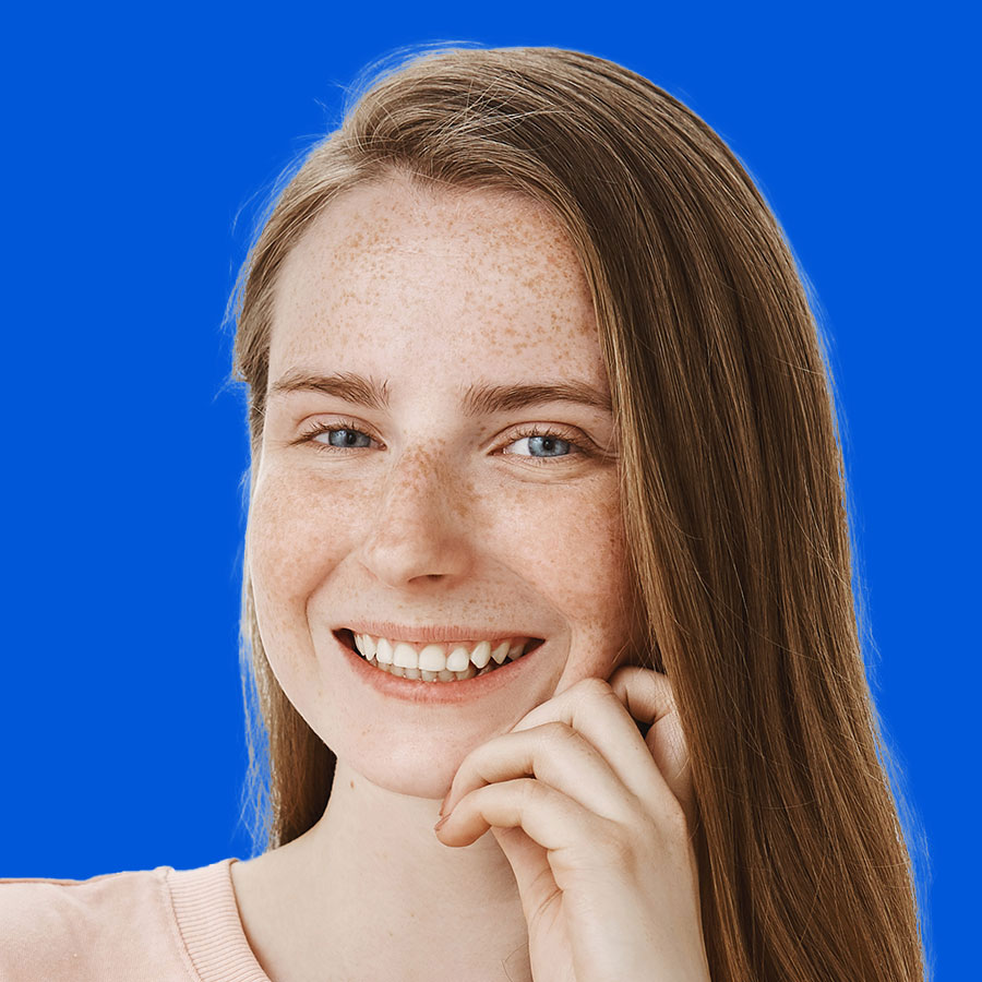 waist-up-shot-of-charming-female-freelance-journal-9QUQDSC-1.jpg